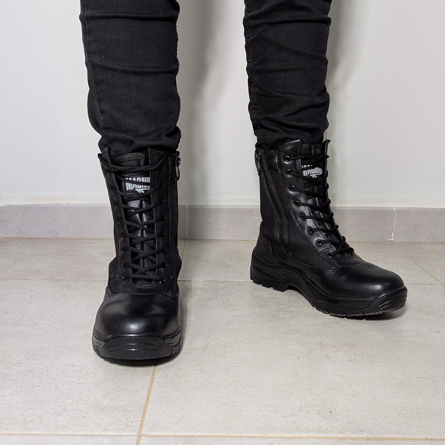 Boots Magnum ( جلد طبيعي% 100)